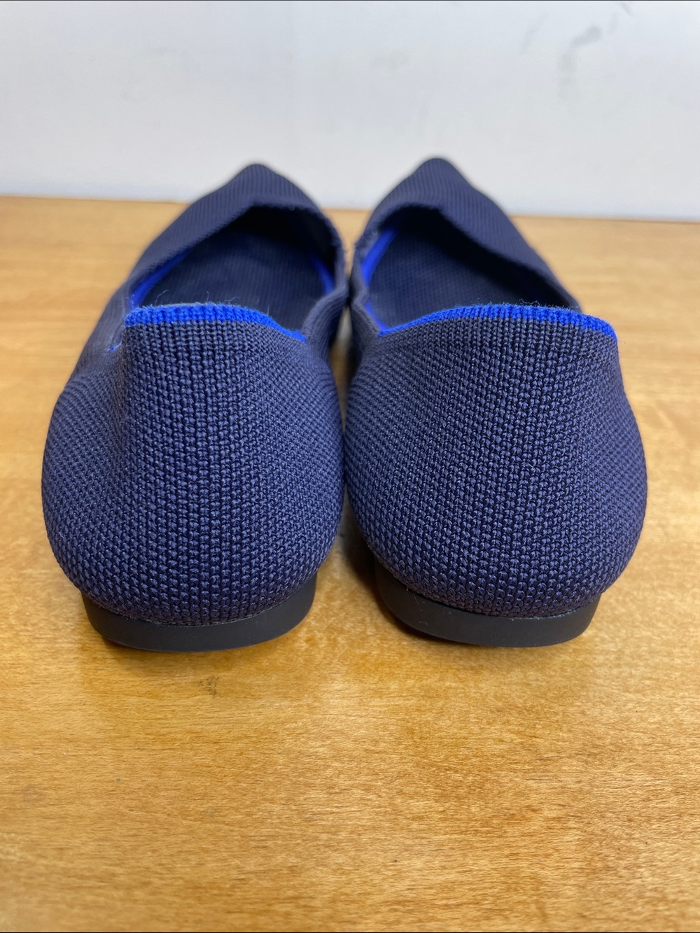 Rothy's Navy Pointed Knit Flats with Blue Trim. Size 5 - Picture 7 of 12